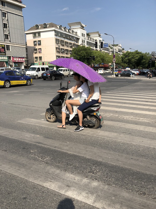 中国で主流の電動バイク