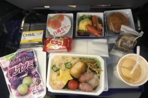 ANA大阪関空から杭州便の機内食・チャイルドミール