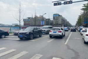 中国の交通ルールー右側通行